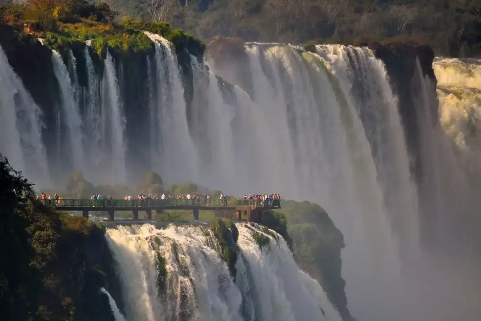 Traslado privado a las Cataratas del lado brasileno desde Puerto Iguazu
